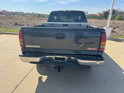 2004 GMC Sierra 2500 Crew Cab SLE