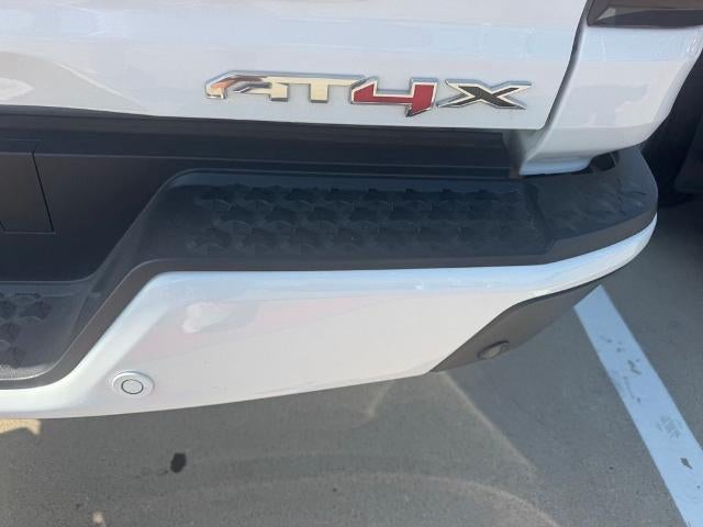 2025 GMC Canyon Crew Cab Short Box 4-Wheel Drive AT4