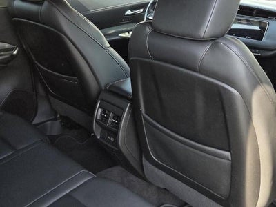 2022 Cadillac XT4 AWD 4dr Premium Luxury