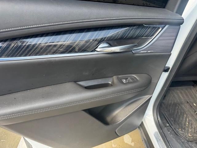 2023 Cadillac XT6 FWD 4dr Premium Luxury