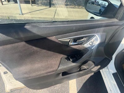 2013 Nissan Altima 4dr Sdn I4 2.5 SV