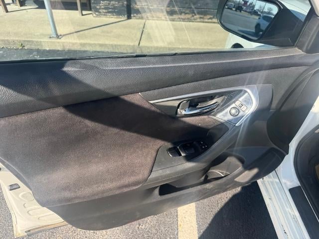 2013 Nissan Altima 4dr Sdn I4 2.5 SV