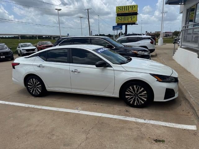 2025 Nissan Altima SV FWD