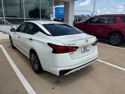 2025 Nissan Altima SV FWD