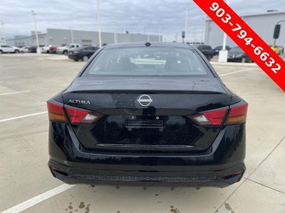 2025 Nissan Altima SV FWD