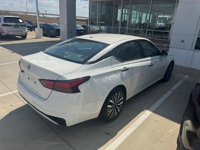 2025 Nissan Altima SV FWD