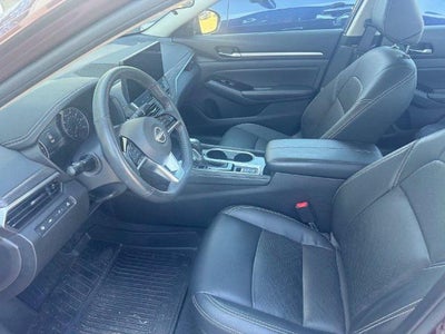 2025 Nissan Altima SL FWD