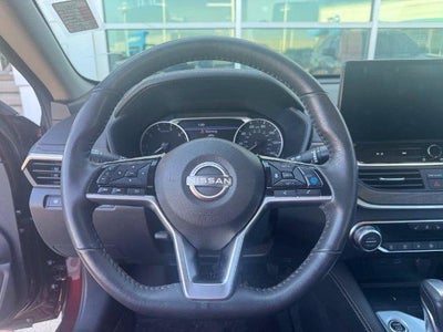 2025 Nissan Altima SL FWD