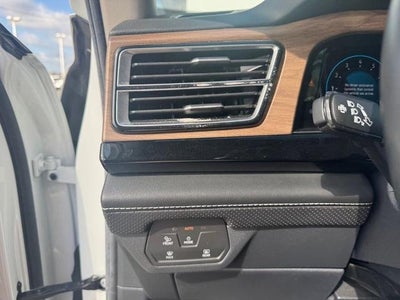 2024 Volkswagen Atlas 2.0T SE FWD