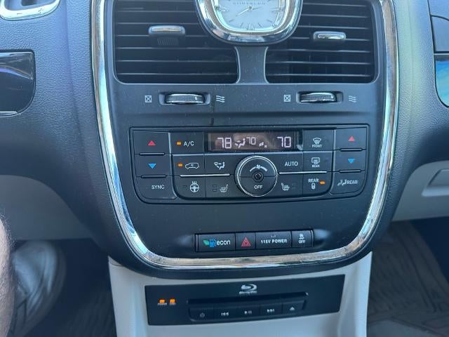 2014 Chrysler Town & Country 4dr Wgn Touring-L