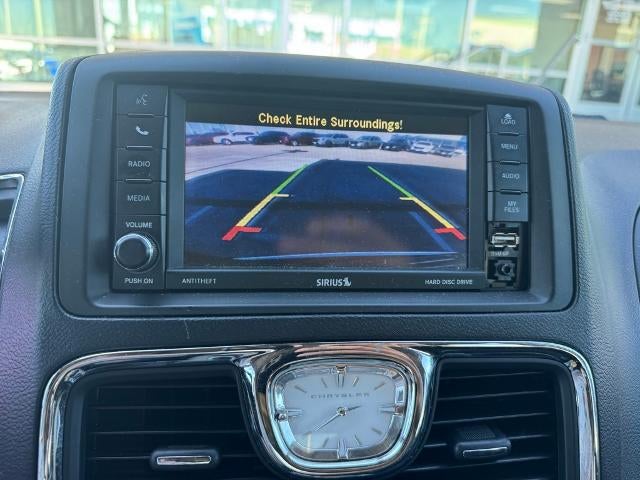 2014 Chrysler Town & Country 4dr Wgn Touring-L