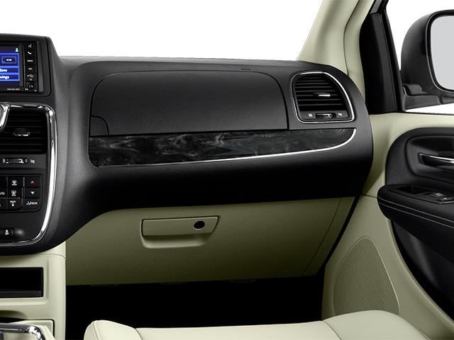 2014 Chrysler Town & Country 4dr Wgn Touring-L