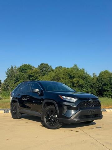 2024 Toyota RAV4 LE FWD (GS)