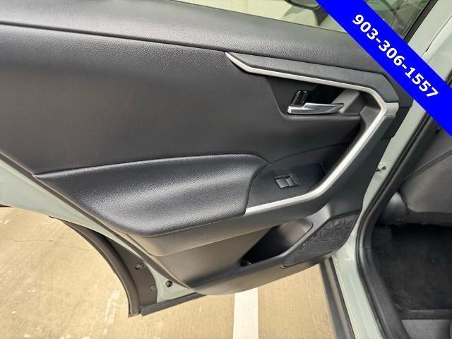 2021 Toyota RAV4 XLE FWD (GS)