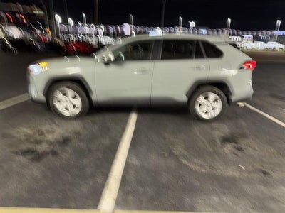 2021 Toyota RAV4 XLE FWD (GS)