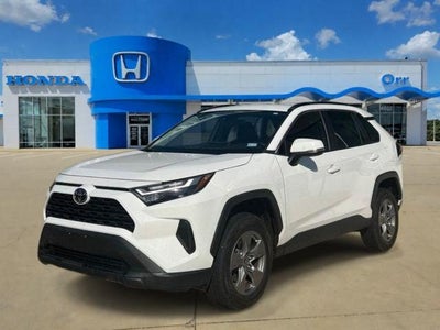 2024 Toyota RAV4 XLE FWD (GS)