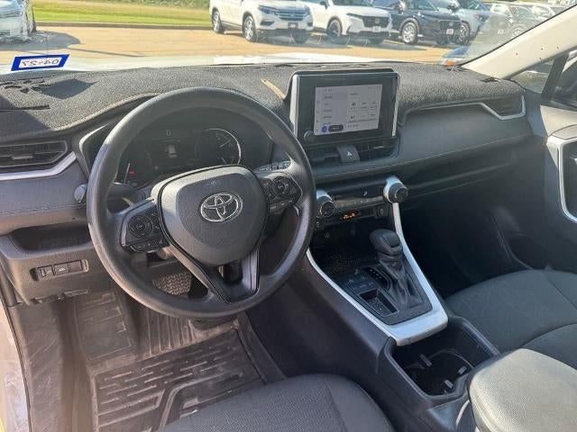 2024 Toyota RAV4 XLE FWD (GS)