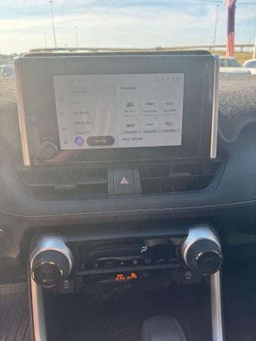 2024 Toyota RAV4 XLE FWD (GS)