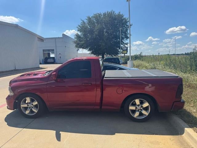 2013 RAM 1500 2WD Regular Cab 6.4 Ft Box Express