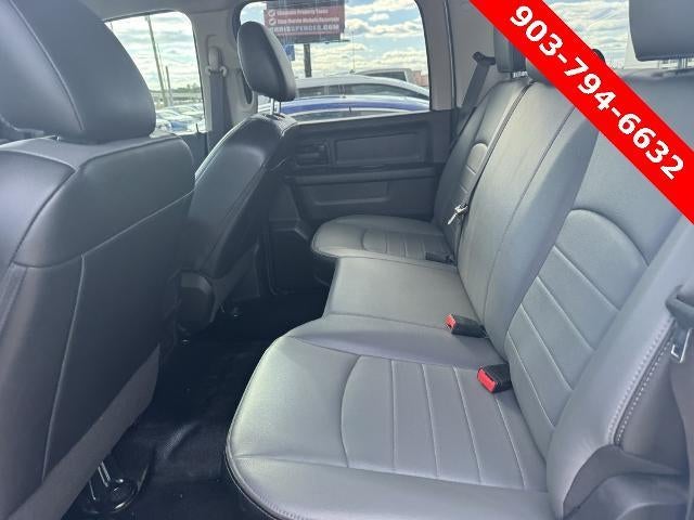 2022 RAM 1500 Classic Tradesman 4x4 Crew Cab 5'7" Box