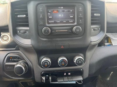 2019 RAM 2500 Tradesman 4x4 Crew Cab 8' Box