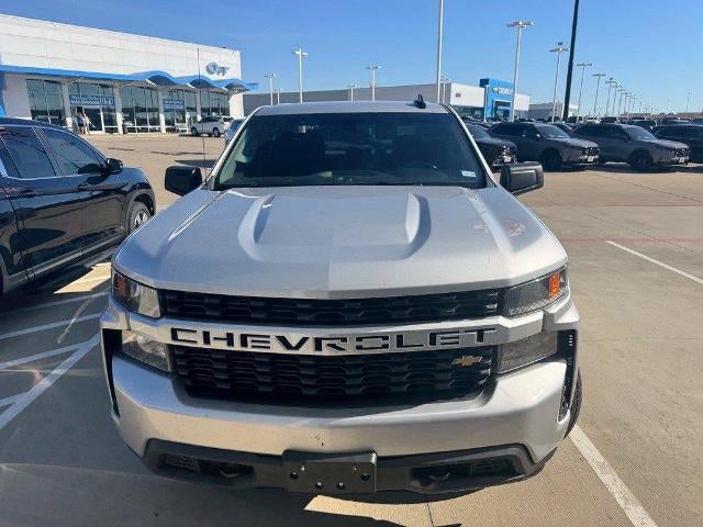 2021 Chevrolet Silverado 1500 Crew Cab Short Box 2-Wheel Drive Custom