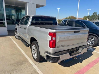 2021 Chevrolet Silverado 1500 Crew Cab Short Box 2-Wheel Drive Custom