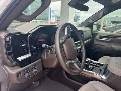 2025 Chevrolet Silverado 1500 Crew Cab Short Box 4-Wheel Drive LT Trail Boss