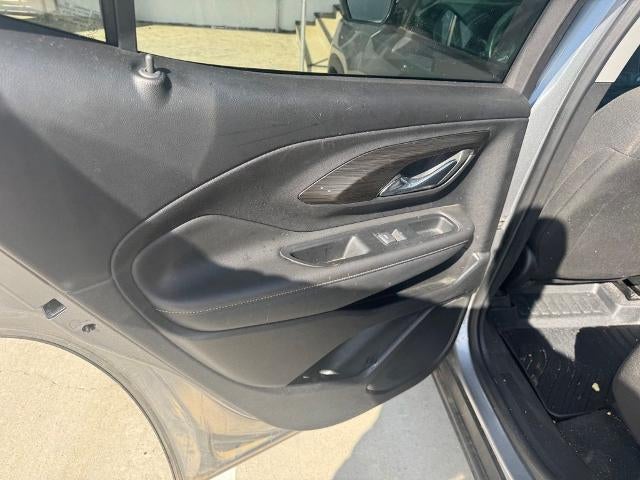 2023 GMC Terrain FWD 4dr SLE