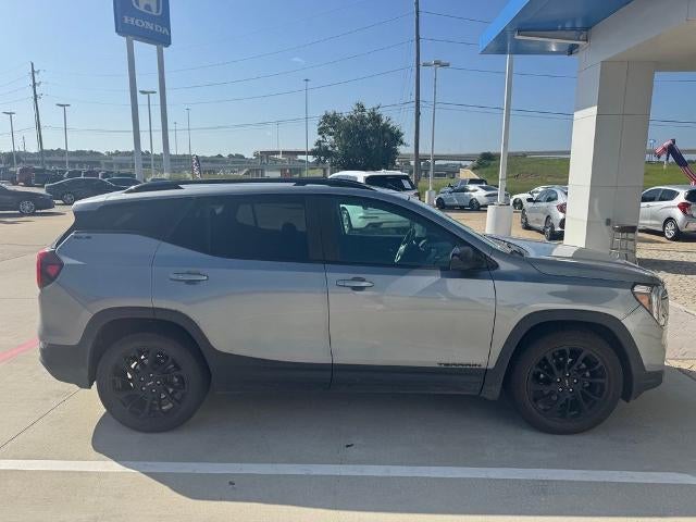 2023 GMC Terrain FWD 4dr SLE