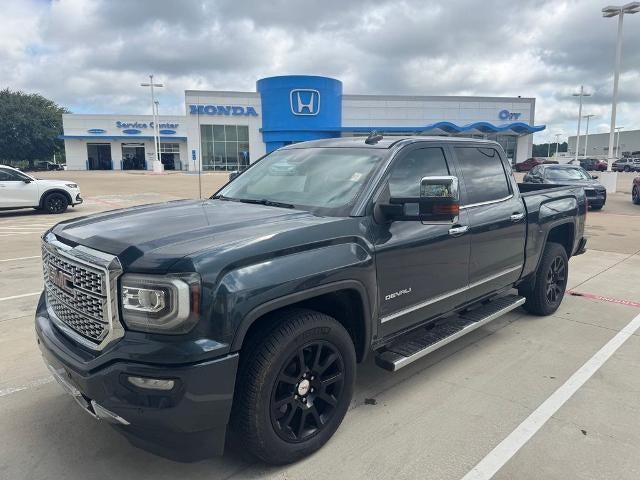 2017 GMC Sierra 1500 Crew Cab Short Box 4-Wheel Drive Denali