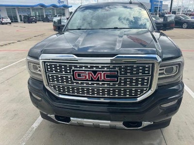 2017 GMC Sierra 1500 Crew Cab Short Box 4-Wheel Drive Denali