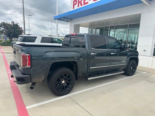2017 GMC Sierra 1500 Crew Cab Short Box 4-Wheel Drive Denali