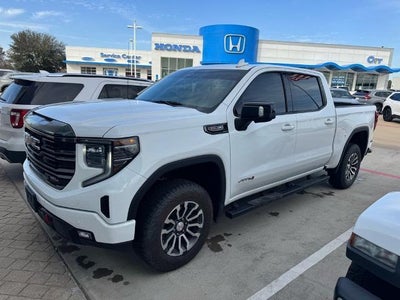 2023 GMC Sierra 1500 Crew Cab Short Box 4-Wheel Drive AT4