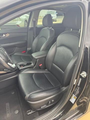 2021 Kia Forte EX IVT