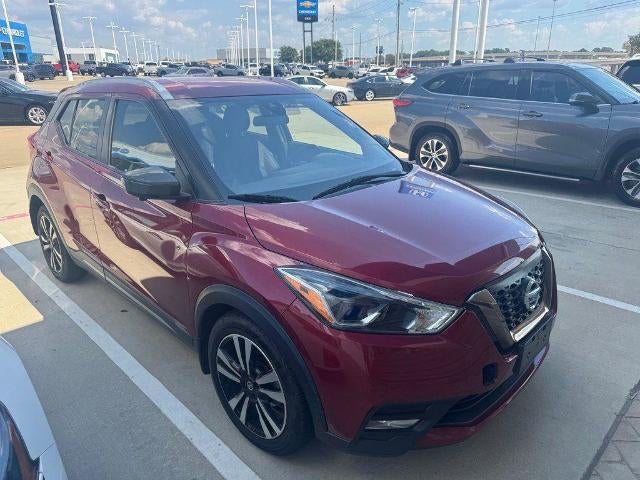 2020 Nissan Kicks SR FWD