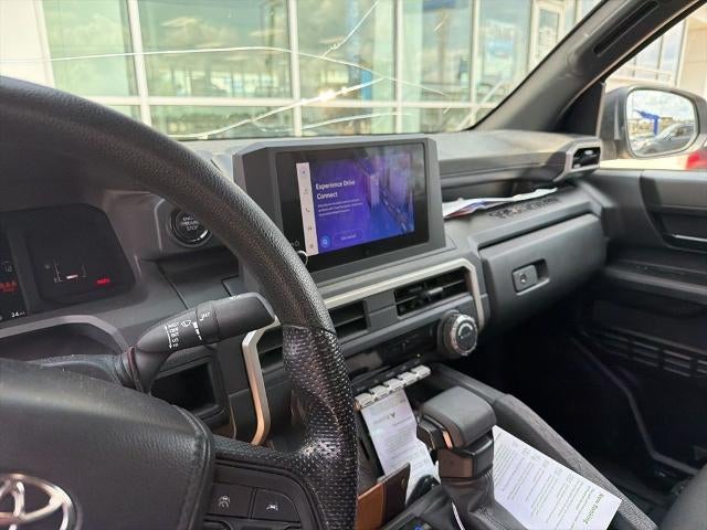 2024 Toyota Tacoma 2WD 2WD SR Double Cab 5' Bed AT (GS)