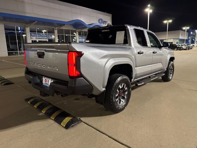 2024 Toyota Tacoma 2WD 2WD SR Double Cab 5' Bed AT (GS)