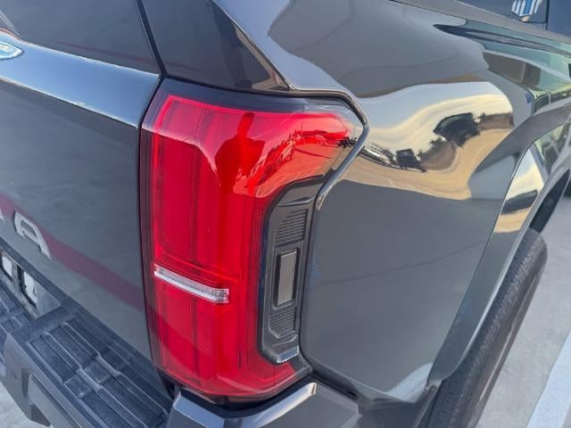 2024 Toyota Tacoma 4WD 4WD Limited Double Cab 5' Bed AT (Natl)