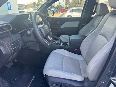 2024 Toyota Tacoma 4WD 4WD Limited Double Cab 5' Bed AT (Natl)