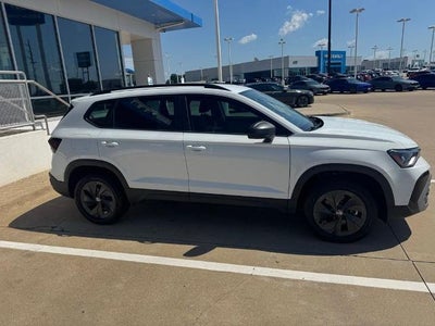 2025 Volkswagen Taos S FWD