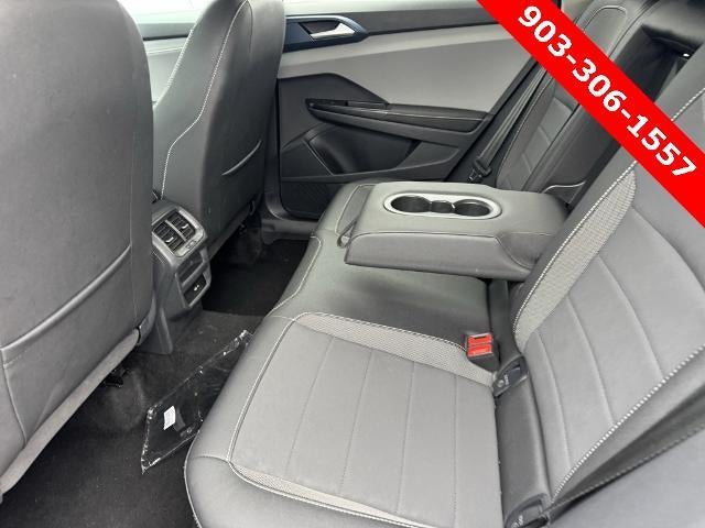 2024 Volkswagen Taos SE FWD