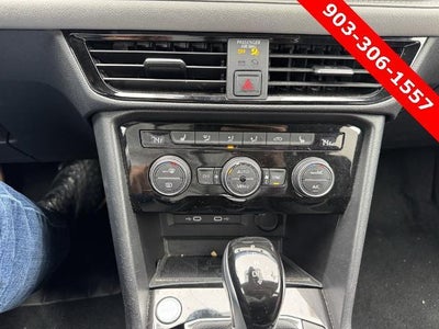 2024 Volkswagen Taos SE FWD