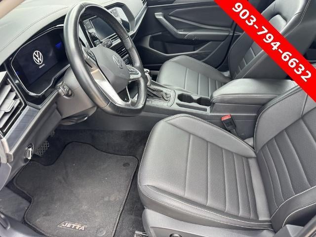 2023 Volkswagen Jetta SE Auto