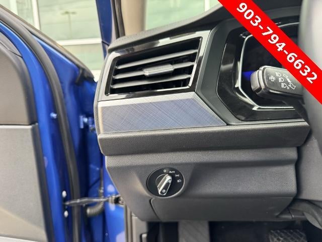 2023 Volkswagen Jetta SE Auto