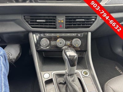 2023 Volkswagen Jetta SE Auto