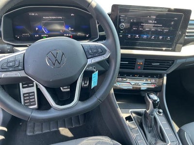2025 Volkswagen Jetta Sport Auto