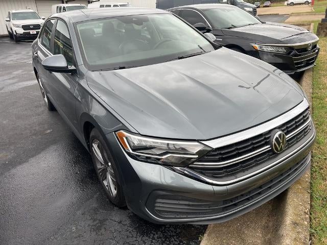 2024 Volkswagen Jetta SE Auto