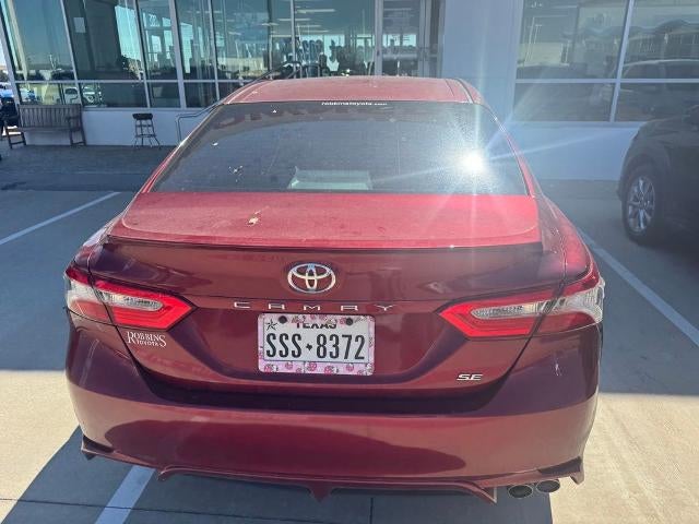 2018 Toyota Camry SE Auto (SE)