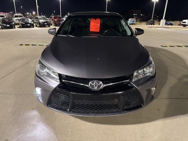 2017 Toyota Camry SE Auto (SE)